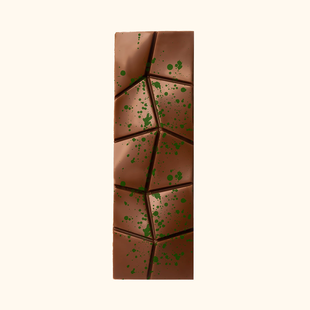 Felora Wild Zaatar chocolate bar — texture close-up